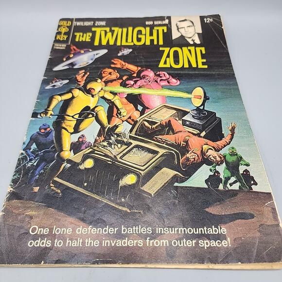 The Twilight Zone # 14, Gold Key, 1966 UFO COVER Silver Age Acceptable - Picture 11 of 11